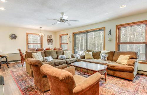 3 min to Mt Snow with FREE Shuttle! Family-Size fun, Wood fireplace, 2 living rooms, Arcades - Foto 34