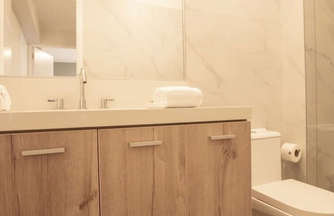 w Perfect 2BR With Balcony in Miraflores - Photo 14