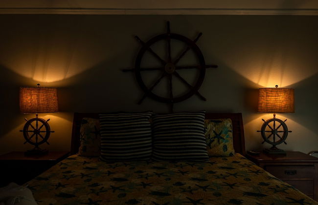 Backyard Oasis Hot Tub and 2 Shaded Decks - Foto 16