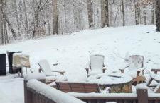 Cozy Creekside Log Cabin w Firepit, Hot Tub, WIFI - Foto 30