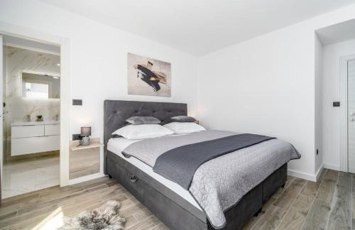 Villa BAMM with heated 36sqm pool, 5 en-suite bedrooms and panoramic sea views - Foto 28