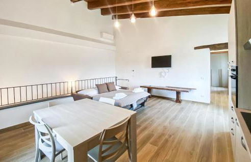 Stunning Apartment In Lubriano With Sauna - Photo 4