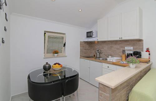 Apartments Marija Vukas - Photo 24