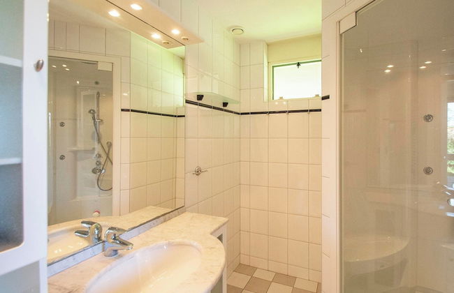 Alluring Holiday Home Near Beach - Foto 13