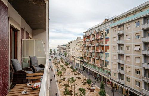 3 Suite in Centro Città con Vista Mare, Doccia Cromoterapia & Netflix Gratuito - Foto 31