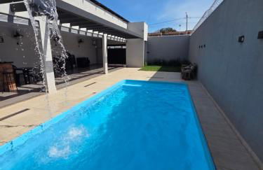Linda Casa Nova e com piscina - Foto 1