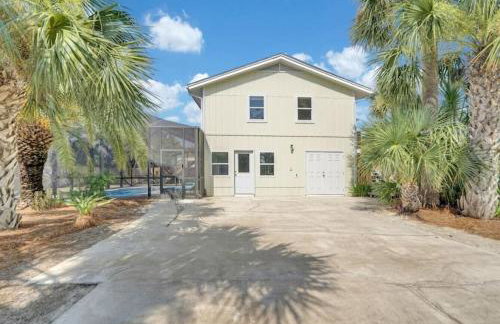 Pet-Friendly Bay View Home w/ Screened Pool Near Lighthouse - Foto 24