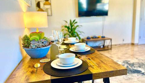 FuLLy LoAdeD ReSerVaTioN 3bed 2ba w Parking - Foto 1