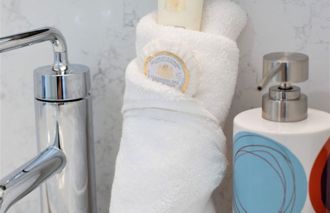 Cayman Luxury Rentals at One Canal Point - Foto 46