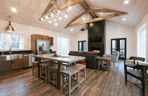 Hot-Tub Wifi Fireplace - Honeysuckle Bridge - Foto 1