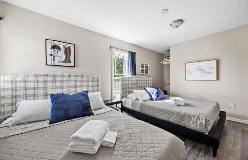 3BR Cozy Family Home with HotTub & Spacious Backyard - Foto 66