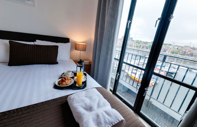 Base Serviced Apartments - The Docks - Photo 3