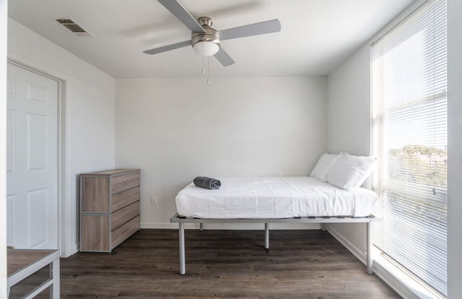 Upstay - Condo With Pool-gym-games-bbq - Walk to Uoft - Foto 12