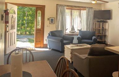 3 Bedroom 2 Bath Carriage House (Pet Friendly) - Foto 32