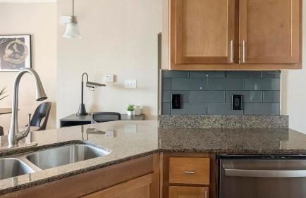 Landing Incredible 1BD Pool Gym - Foto 13