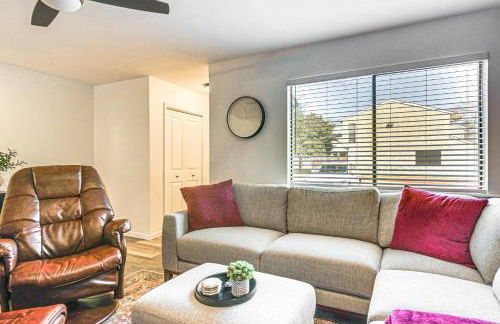 Convenient Bryan Townhome with Patio Less Than 3 Mi to AandM! - Foto 5