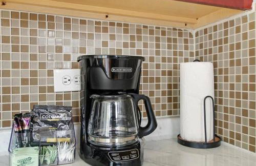 Vibrant 1BR Apartment close to Dining - Cullom B3 - Photo 9