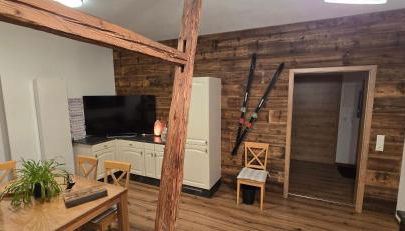 Gästehaus Hirschstein - Hochwertige Ferienwohnung in sehr ruhiger Lage direkt am Fluss Göltzsch - Foto 3, pet friendly