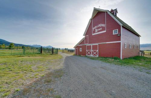 Beautiful Ranch Cottage - 45 Mi to Yellowstone NP! - Foto 5