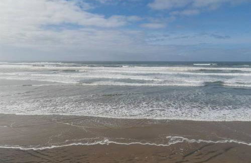 Rockaway oceanview condo,Steps to the beach & Downtown,W&D, WiFi - Foto 13