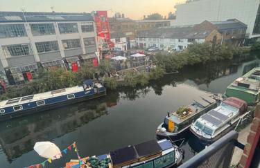 Beautiful large 1-bed apartment overlooking regents canal - Foto 3