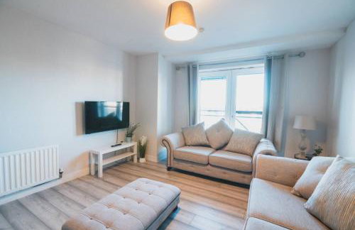 Top-Floor 2-Bed Near Braehead - Foto 12