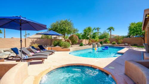 Upscale Phoenix Abode Walk to South Mountain Park - Foto 2