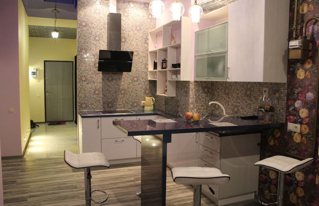 Apartment on Demokraticheskaya 34 - Photo 1