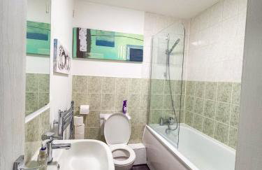 Newly Refurbished Home fit for to 7 family members, Groups, Contractors Centre of Bradley Stoke - Foto 35