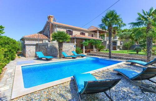 Rustic holiday house MAGDALEA with pool - Foto 1