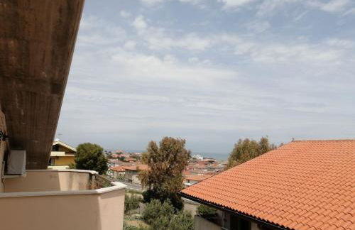 Ampio attico vista mare tra comfort e tranquillità - Foto 23