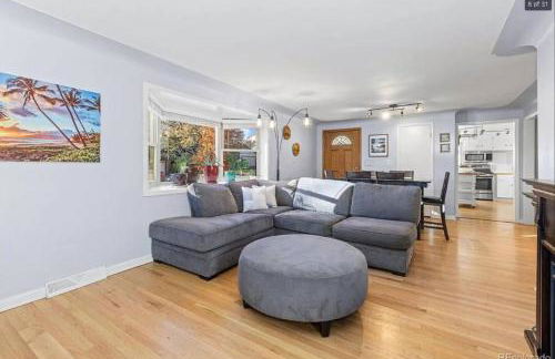 Sunny Beach House of Olde Town Arvada - Foto 27