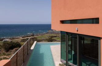 Casa Tarrha- Beachfront Villa with Heated Pool - Foto 3