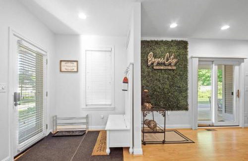 Blissful Boyne City Retreat: Luxurious & Modern! Sleeps 15! - Foto 39