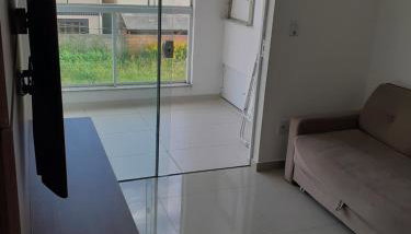 Belo e Amplo Apartamento, Área Central da Praia dos Ingleses - Foto 5