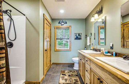 Quiet Lakefront Conover Cabin Near ATV Trails - Foto 9