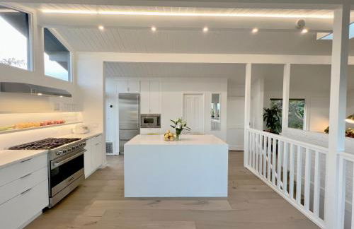 New Listing -Luxury House on the Riviera , Modern Design, and Panoramic Ocean -30 day Minimum - Foto 5