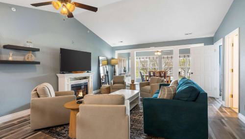 Eagle's Nest at The Club- Chic 2BR Golf View Condo - Foto 2