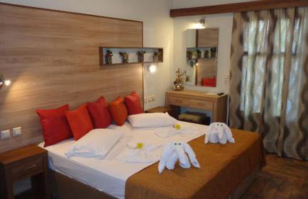 Niki Studios Sea - Front - Photo 11