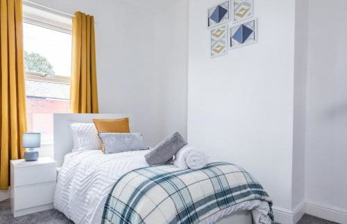 Modern 3BD House - Free parking - Fast WiFi - Foto 9