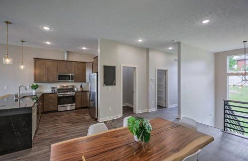 Luxury 3-Bedroom Townhome - Spectacular Views - Foto 48