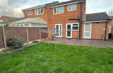 3BR House By Hyped Properties Short Term Rental Agency Birmingham Ideal For Contractors With Free Driveway Parking - Foto 16