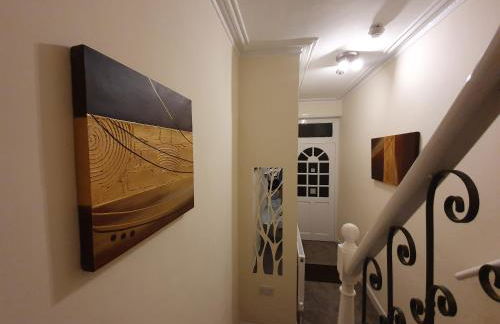 king Bed Premium luxury suite + Free Parking + Free Fast WiFi - Foto 21