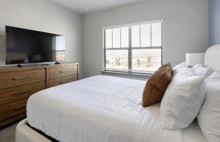 Landing Stunning 3BD Clubhouse - Foto 11