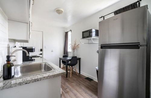 Jungle House Columbus Downtown Free Parking Sleeps 6 - Steps to Convention Center & Nationwide Arena - 1BR Short North Luxury Home - Over 5,800 Five Star Stays - Foto 20