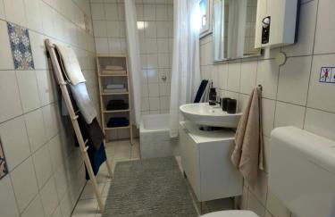 Jans 4 Personen Apartment Herten NRW Veltins Arena Küche P WLAN mit Code - Foto 37