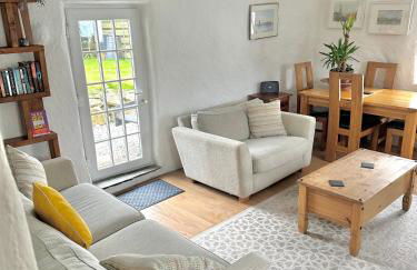 Romantic log-burner Cornish Cottage private garden dogs welcome - Photo 7