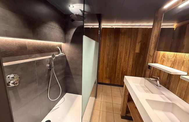 Chalet Retreat With Sauna - Photo 17