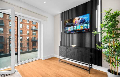 Luxury Apartment - Balcony - City Centre - Fast WiFi - Netflix 403D - Foto 32