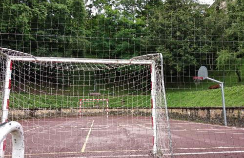 OFERTA ESPECIAL ÚLTIMA HORA - SARAKATUA15 - vistas espectaculares - familias y parejas - 2 dormitorios independientes - amplio salón cocina comedor - tarjeta parking OTA GRATIS - Julio y agosto estancia mínima 7 noches de domingo a domingo - - Foto 51